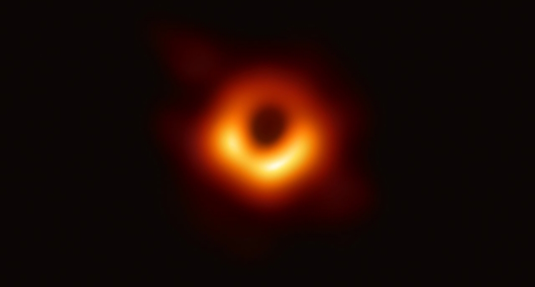The Edge of Everything: What Actually Happens Inside a Black Hole?